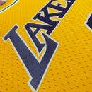 Regata NBA Los Angeles Lakers Retrô Mitchell & Ness 1996/1997 Kobe Bryant