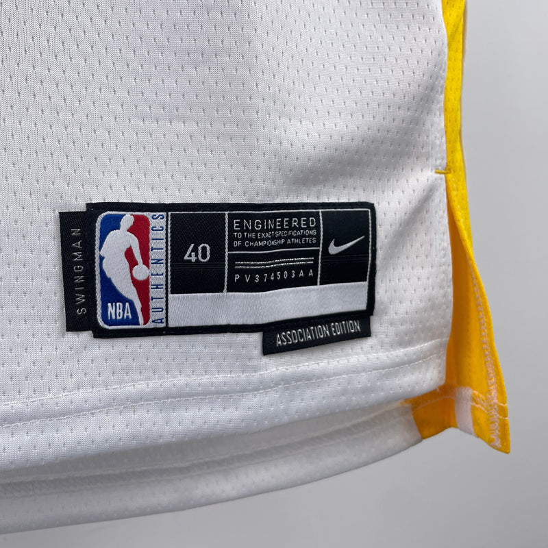 Regata Golden State Warriors 23/24 Association Edition Stephen Curry Branca