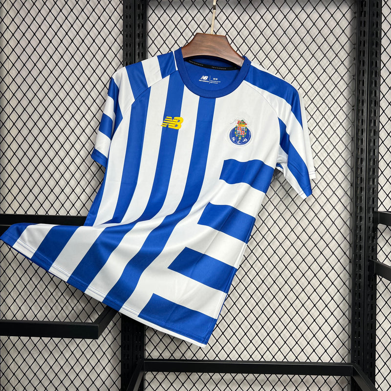 Maillot d'avant-match du FC Porto 2024/2025 