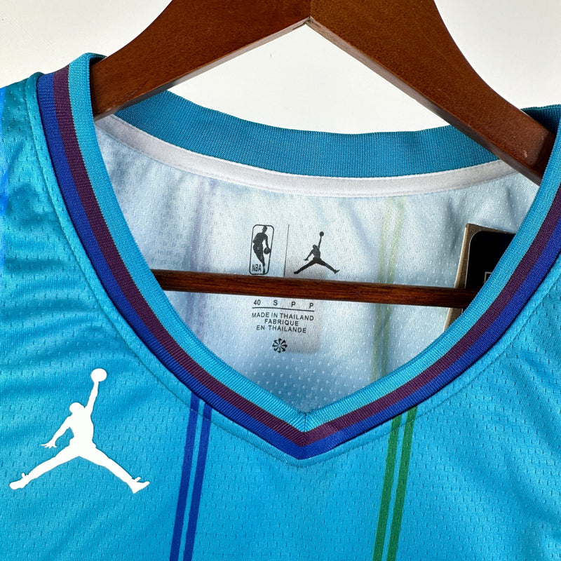 Regata Charlotte Hornets 23/24 Classic Edition LaMelo Ball Azul