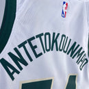 Regata Milwaukee Bucks 23/24 Association Edition Giannis Antetokounmpo Branca