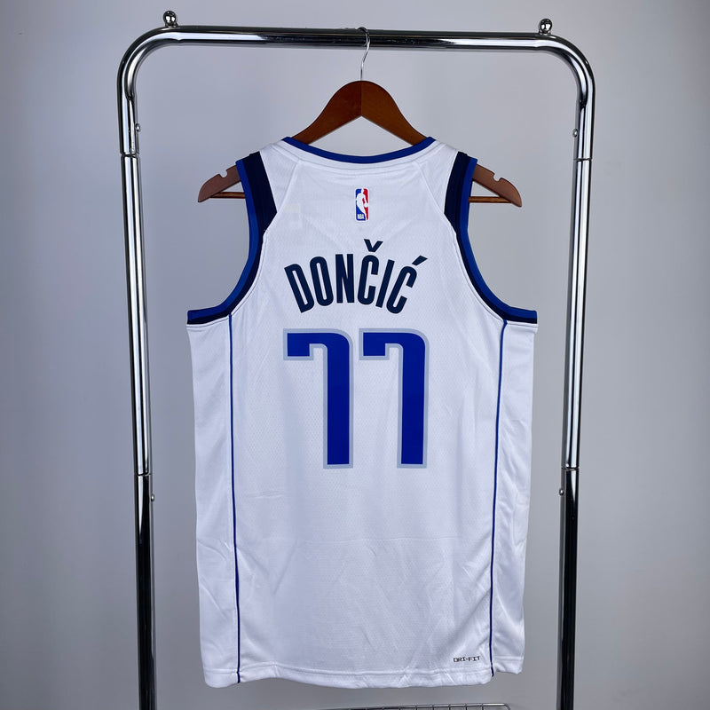 Regata Dallas Mavericks 23/24 Association Edition Luka Doncic Branca